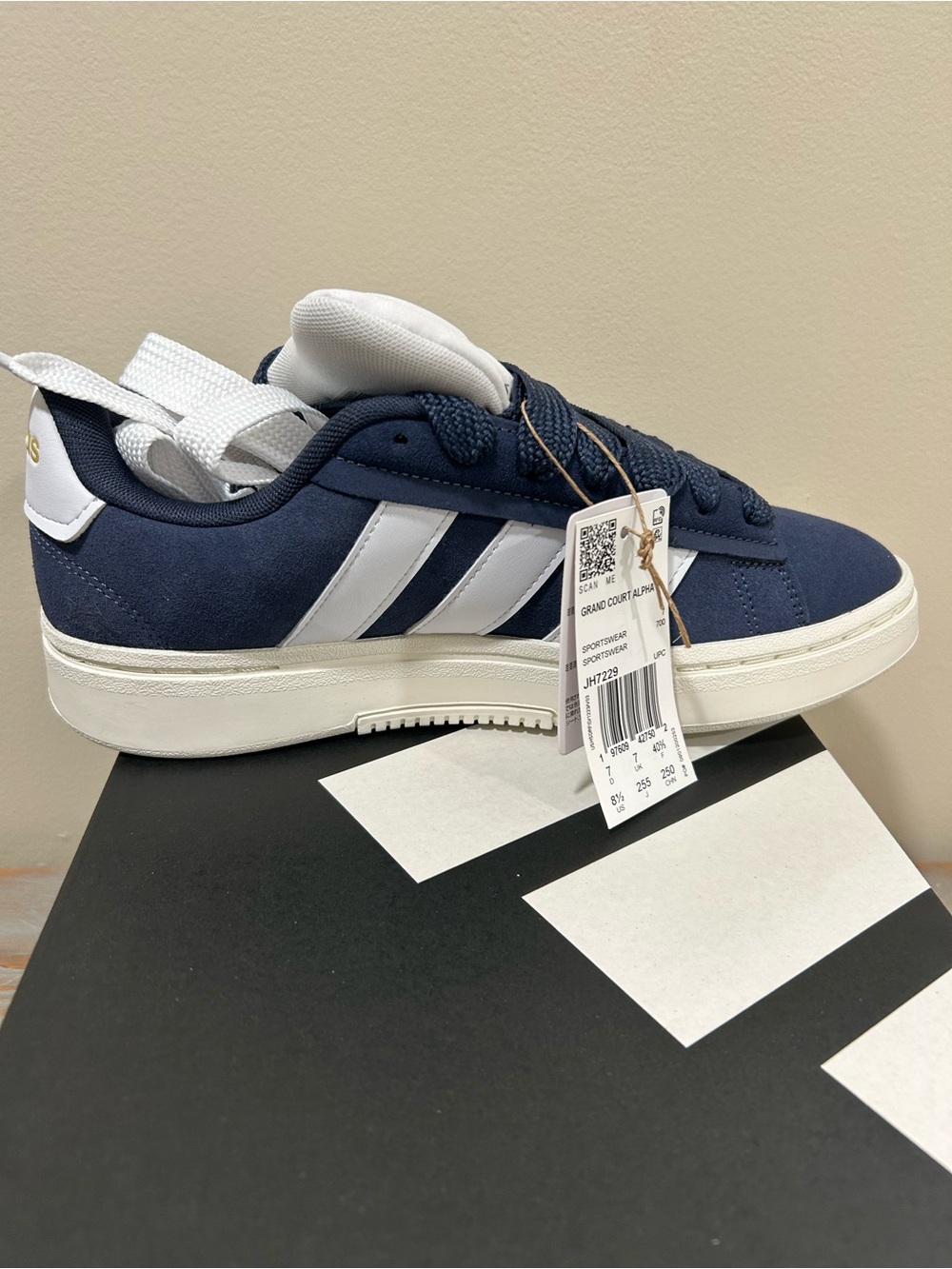 NWT Adidas Grand Court Alpha - Picture 4 of 4